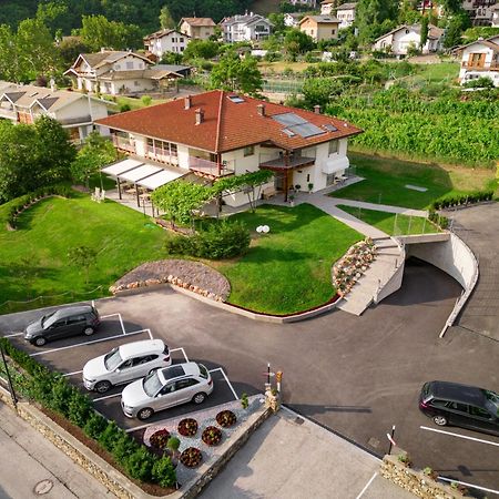 Garni Tuttotondo Hotell Levico Terme Exteriör bild