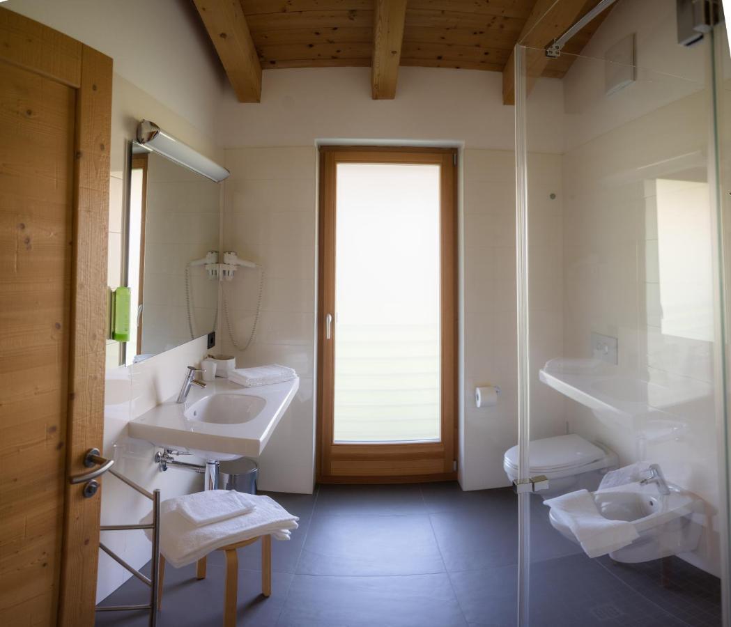 Garni Tuttotondo Hotell Levico Terme Exteriör bild