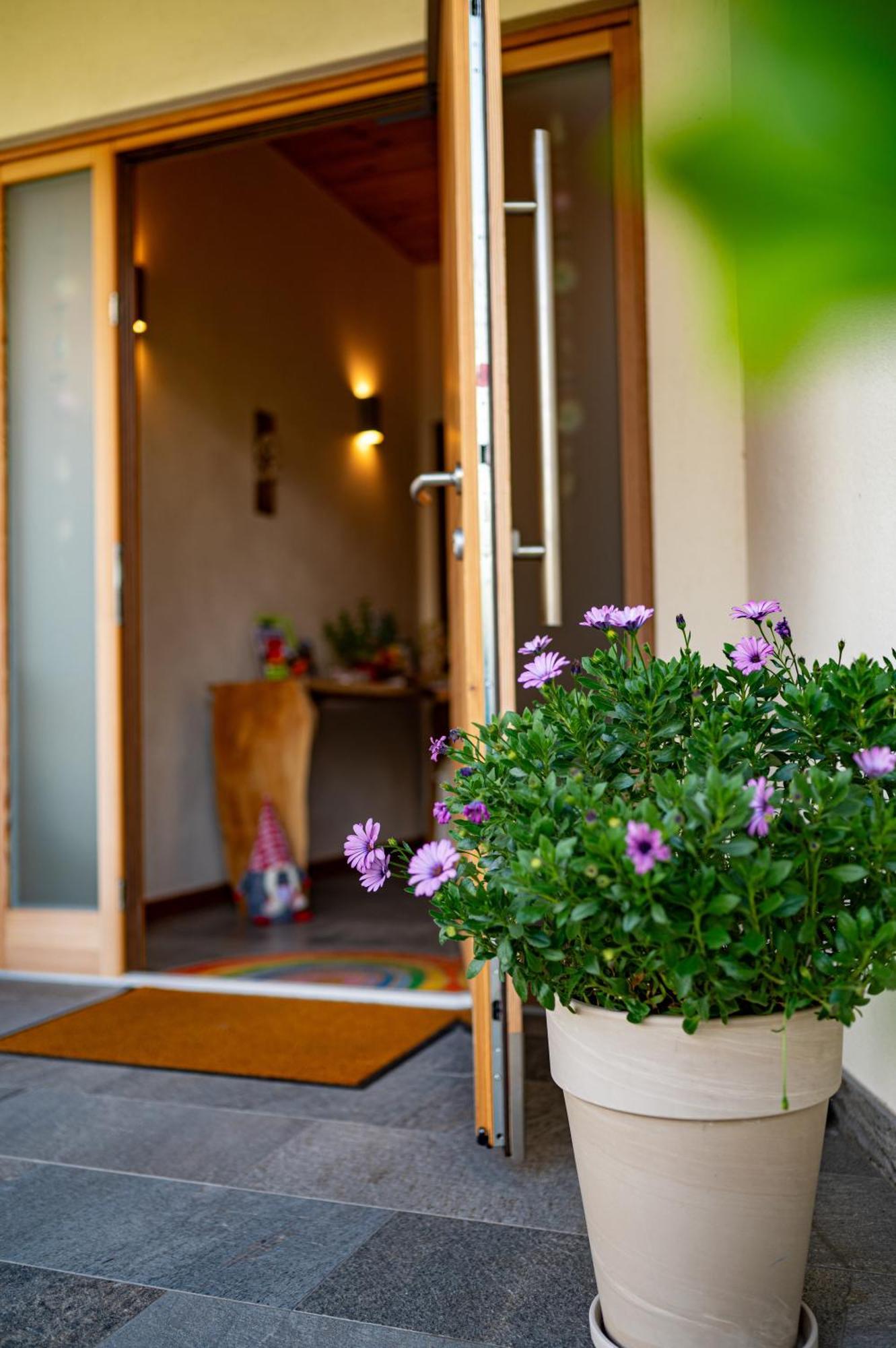 Garni Tuttotondo Hotell Levico Terme Exteriör bild
