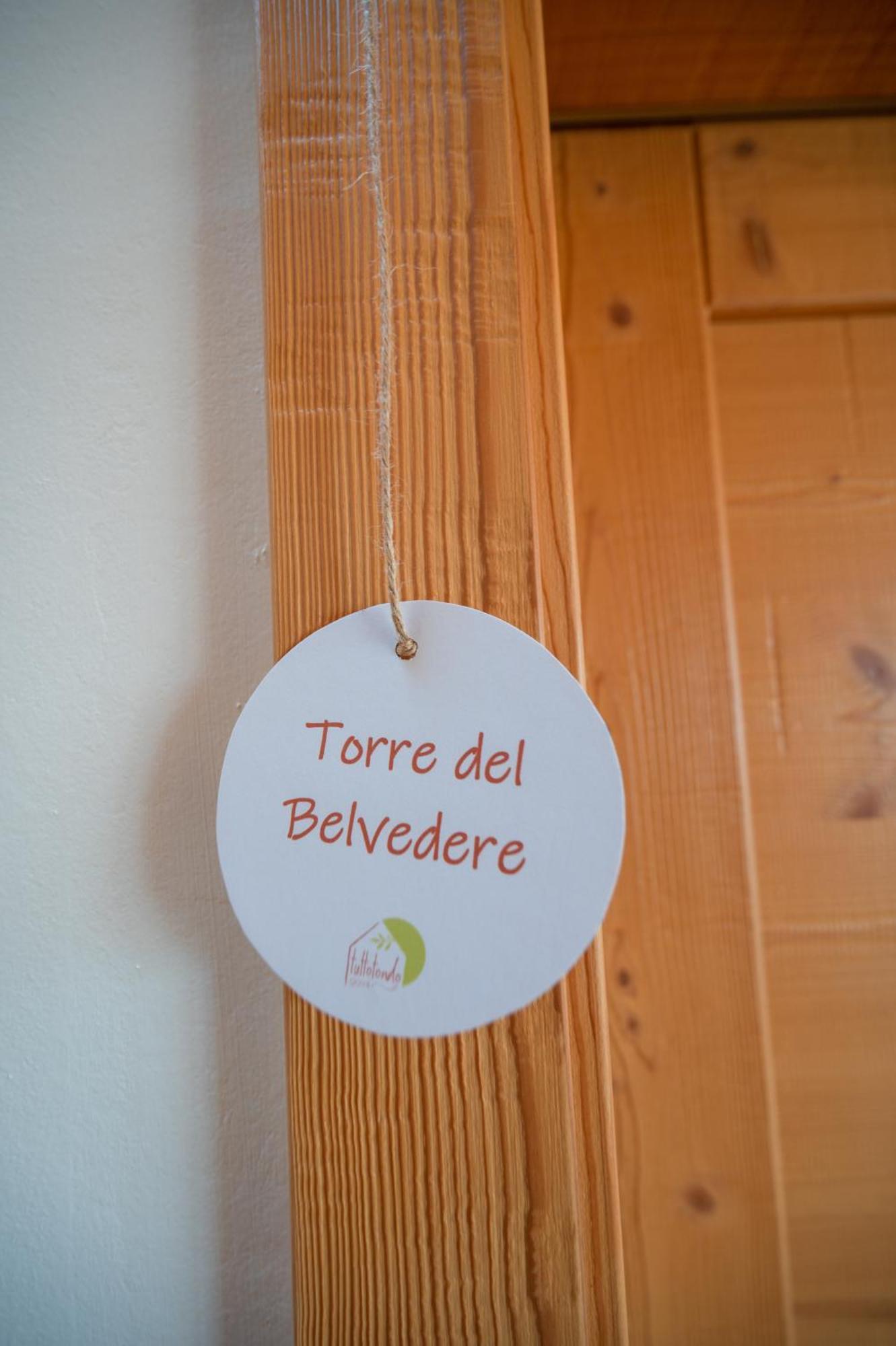 Garni Tuttotondo Hotell Levico Terme Rum bild